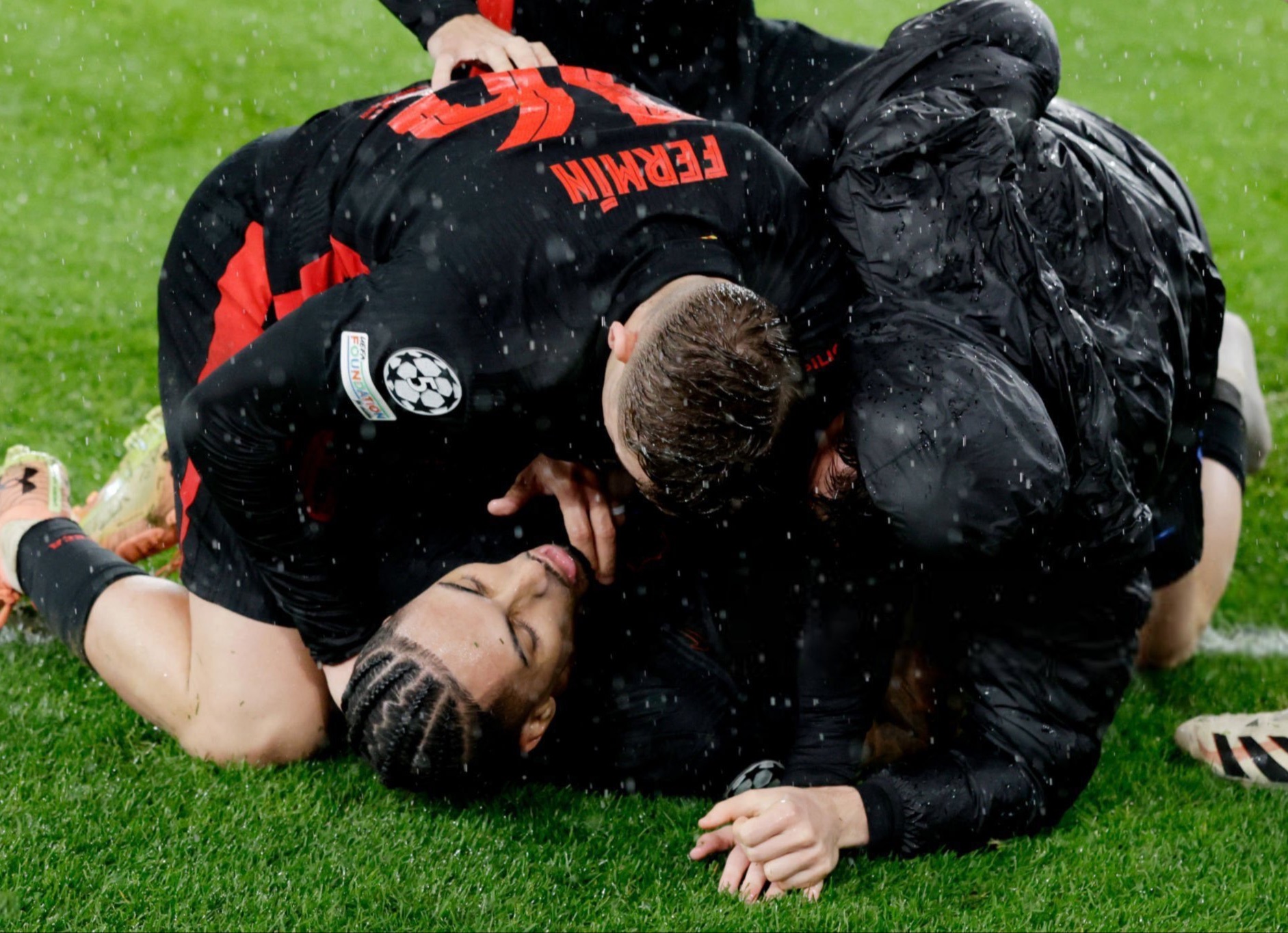 丹麦完胜切尔西，乔瓦尼·雷纳绝境逆转