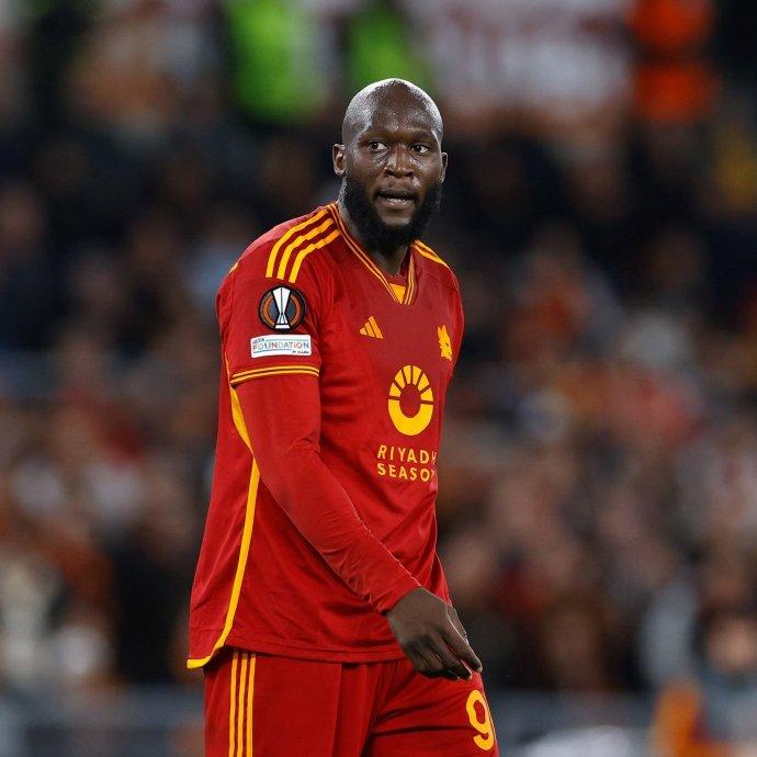 卢卡库射门得手，切尔西锋线秀佳绩的简单介绍