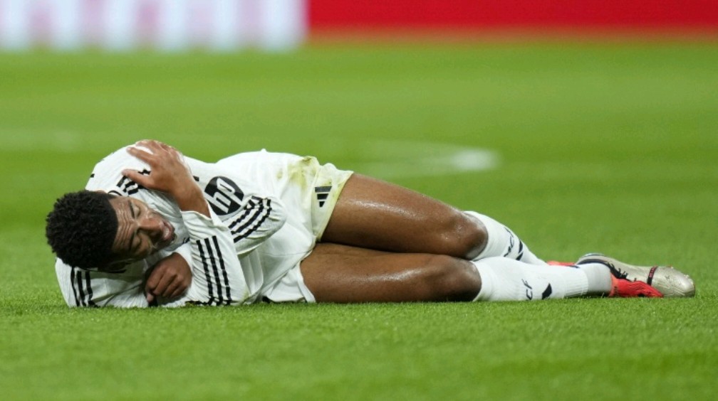 热那亚球员受伤，热那亚遭遇伤病困扰的简单介绍