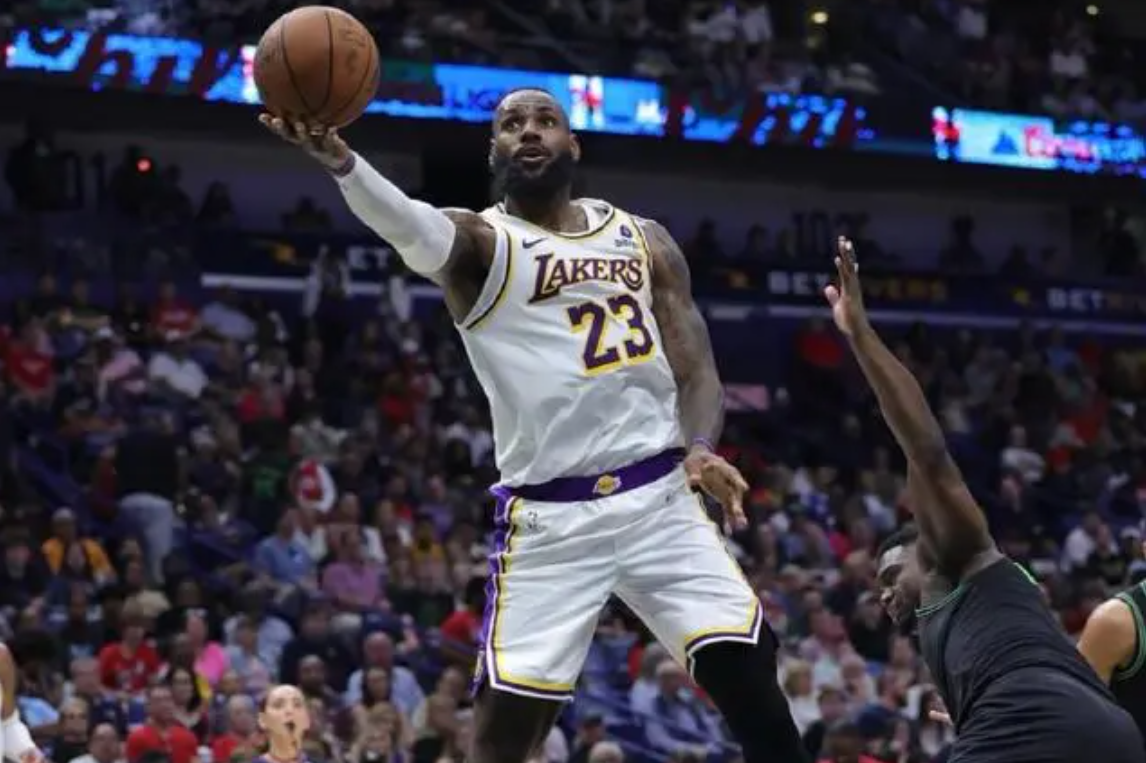 包含雷霆鏖战快船，麦科勒姆点燃赛场的词条