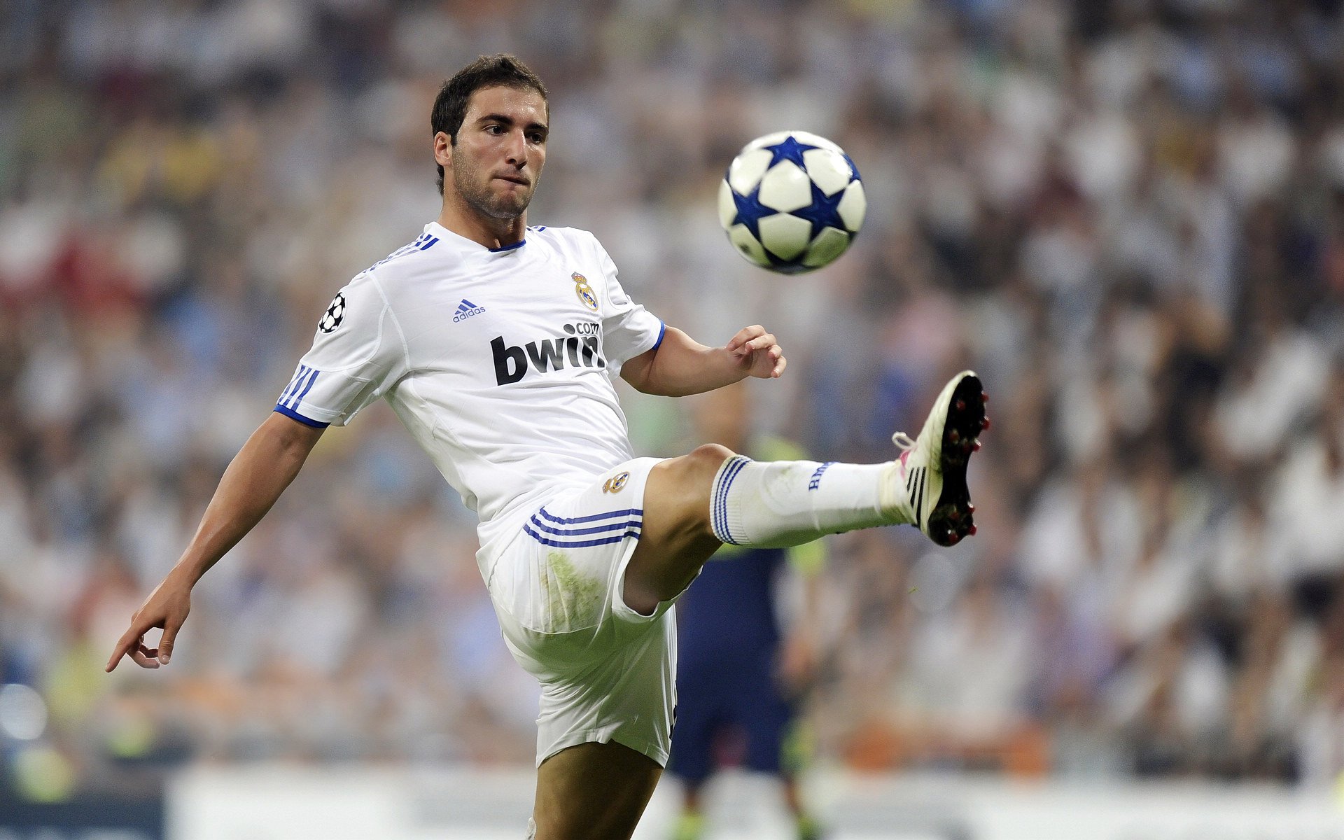 伊萨克一锤定音，美国队战术革新横扫智利，新生代关键先生诞生