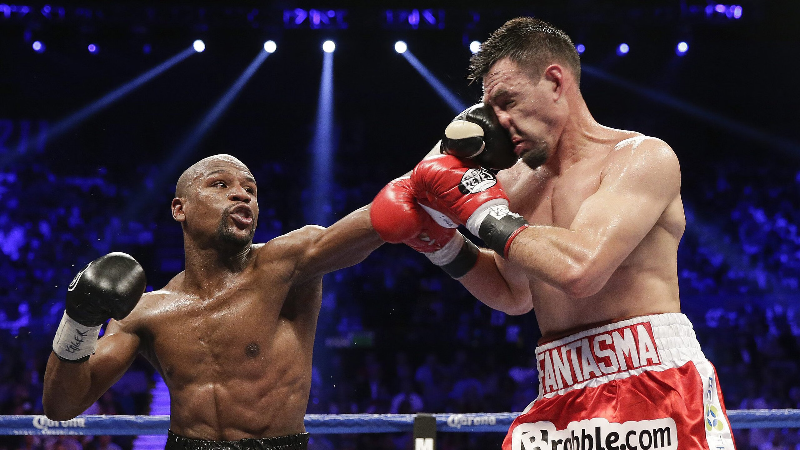 开云官网-阿圭罗的绝杀时刻，巴萨与皇马世纪对决中的永恒高光